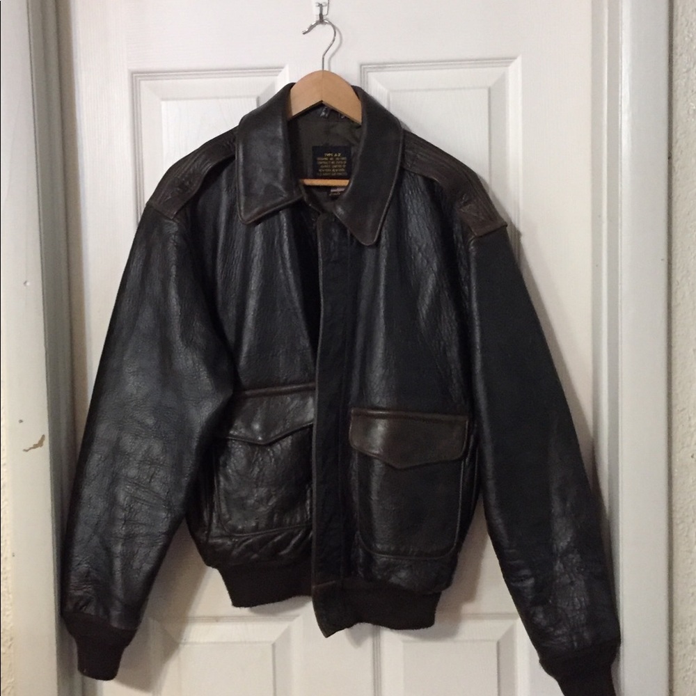 BROWN LEATHER JACKET